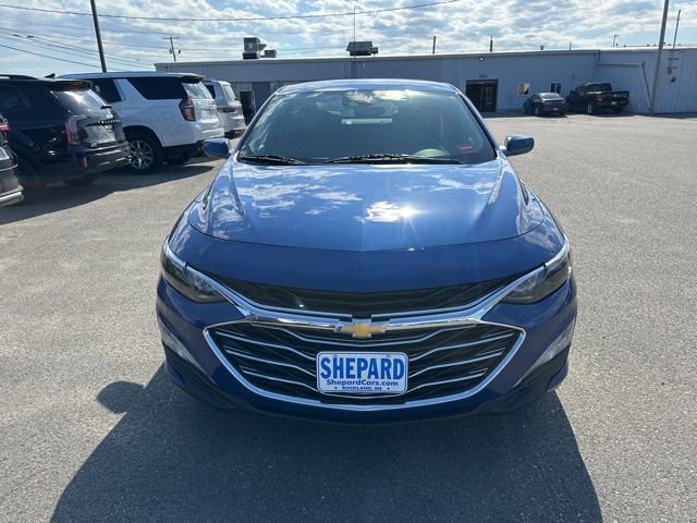 Used 2023 Chevrolet Malibu LT FWD image 2