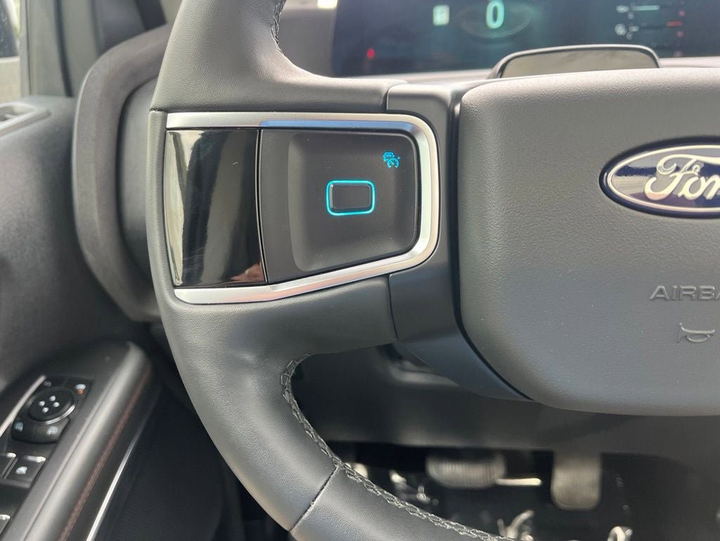 Certified 2025 Ford Expedition Max Active AWD/4WD image 29