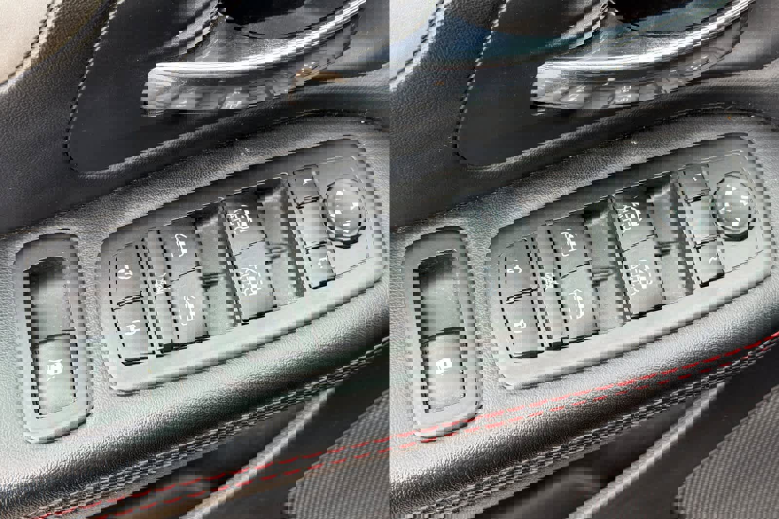 Used 2015 Dodge Grand Caravan R/T image 13