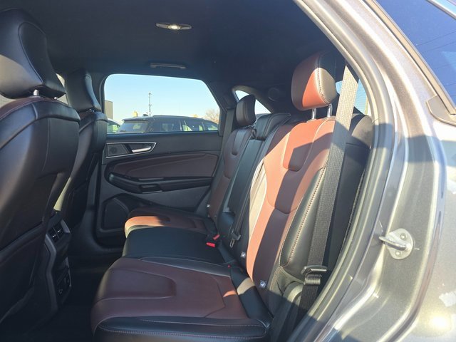 Certified 2022 Ford Edge Titanium w/ Equipment Group 301A image 15