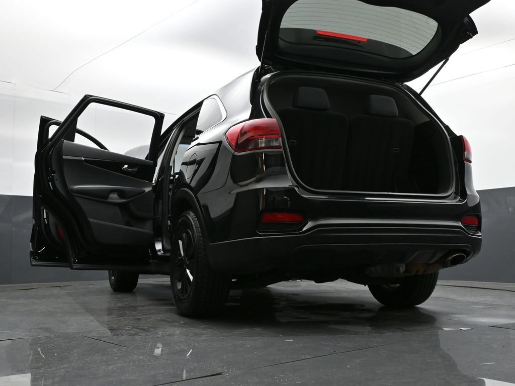 Used 2020 Kia Sorento AWD V6 image 38