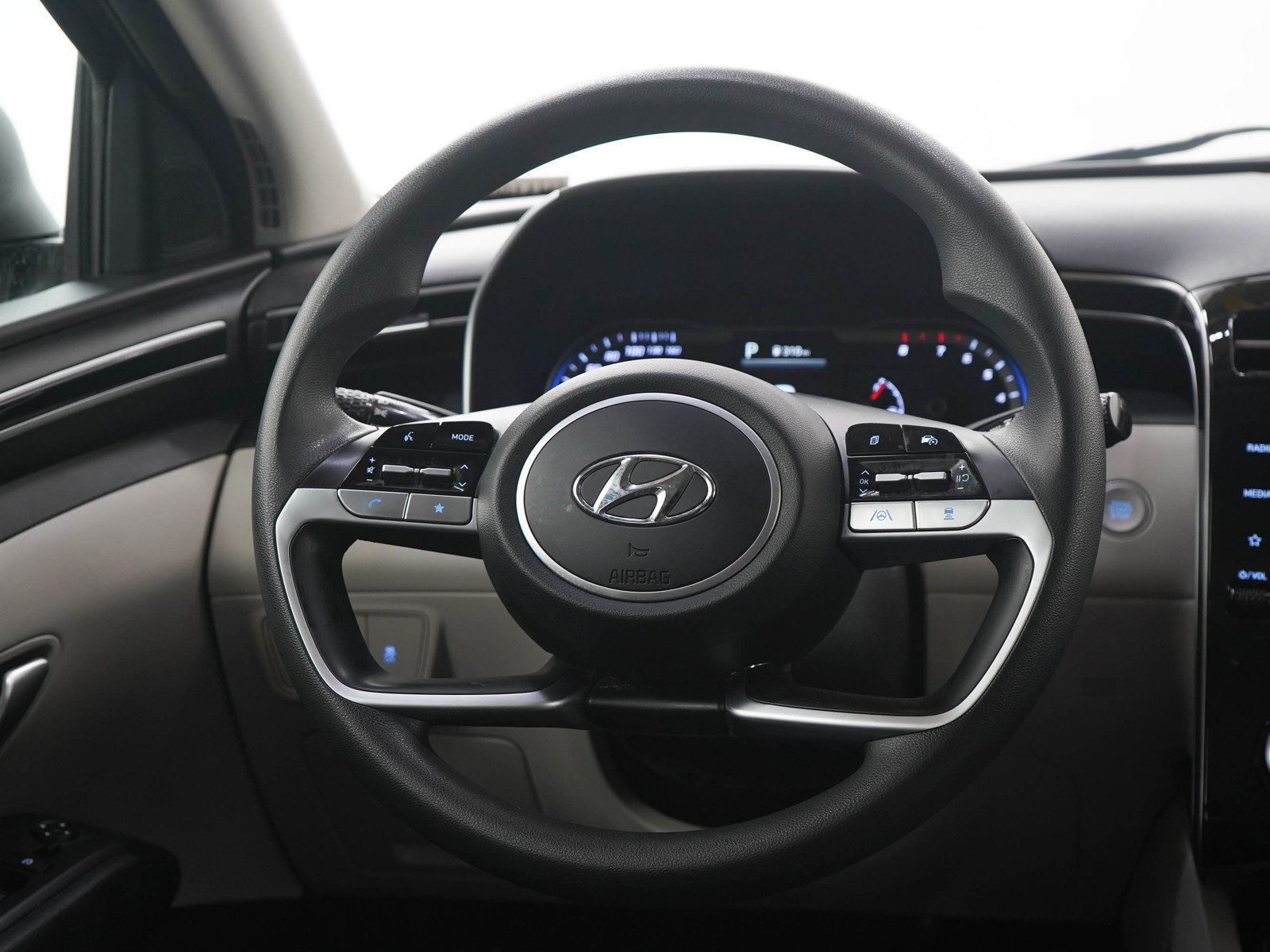 Used 2023 Hyundai Tucson SEL AWD/4WD image 17