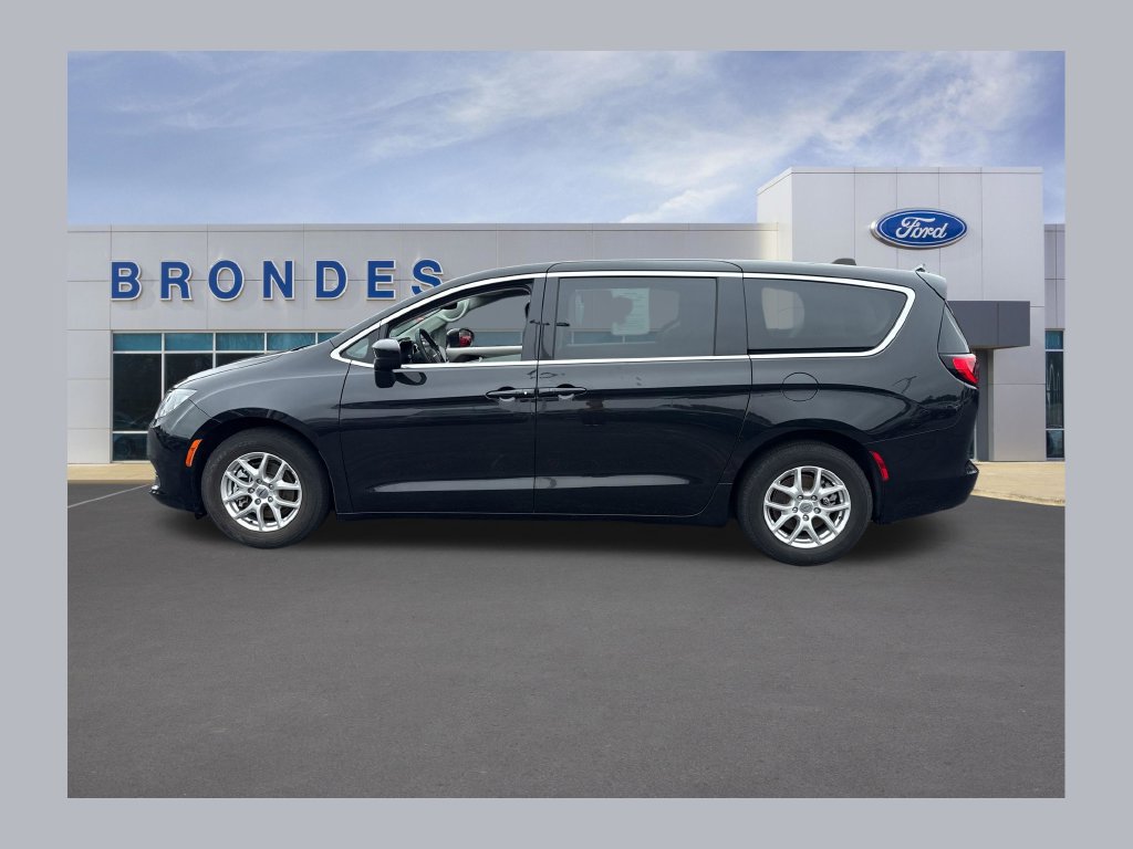 Used 2023 Chrysler Voyager LX FWD 360° Tour