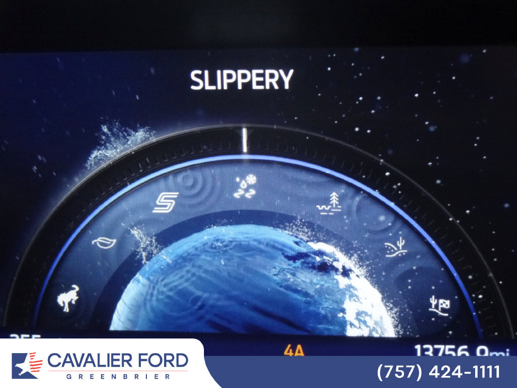 Certified 2024 Ford Bronco Wildtrak AWD/4WD image 38