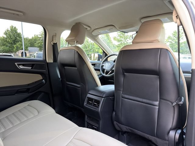 Used 2024 Ford Edge SEL w/ Convenience Package AWD/4WD image 17