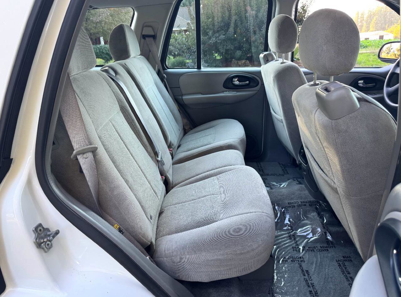 Used 2006 Chevrolet TrailBlazer LS w/ LS Preferred Equipment Group image 14