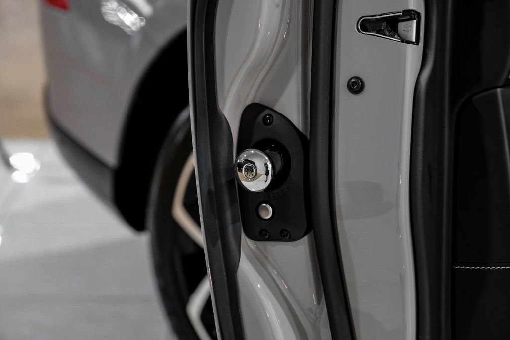 Used 2023 Rolls-Royce Cullinan Black Badge w/ Driver's Package image 58