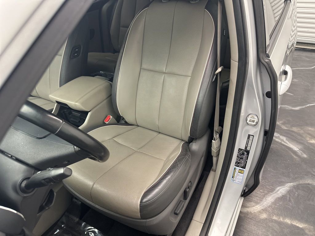 Used 2018 Kia Sedona SX image 15