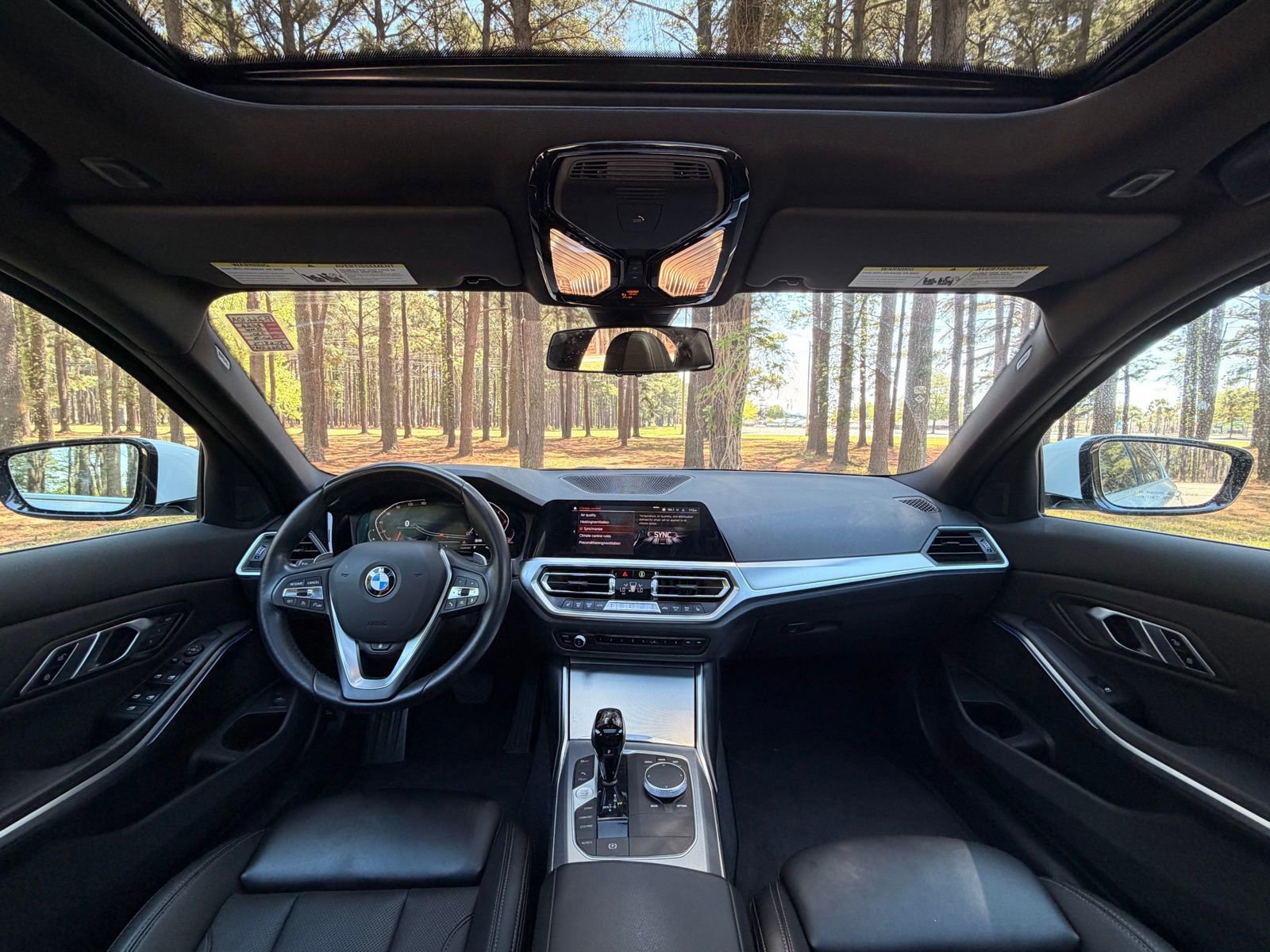 Used 2022 BMW 330i xDrive Sedan image 2