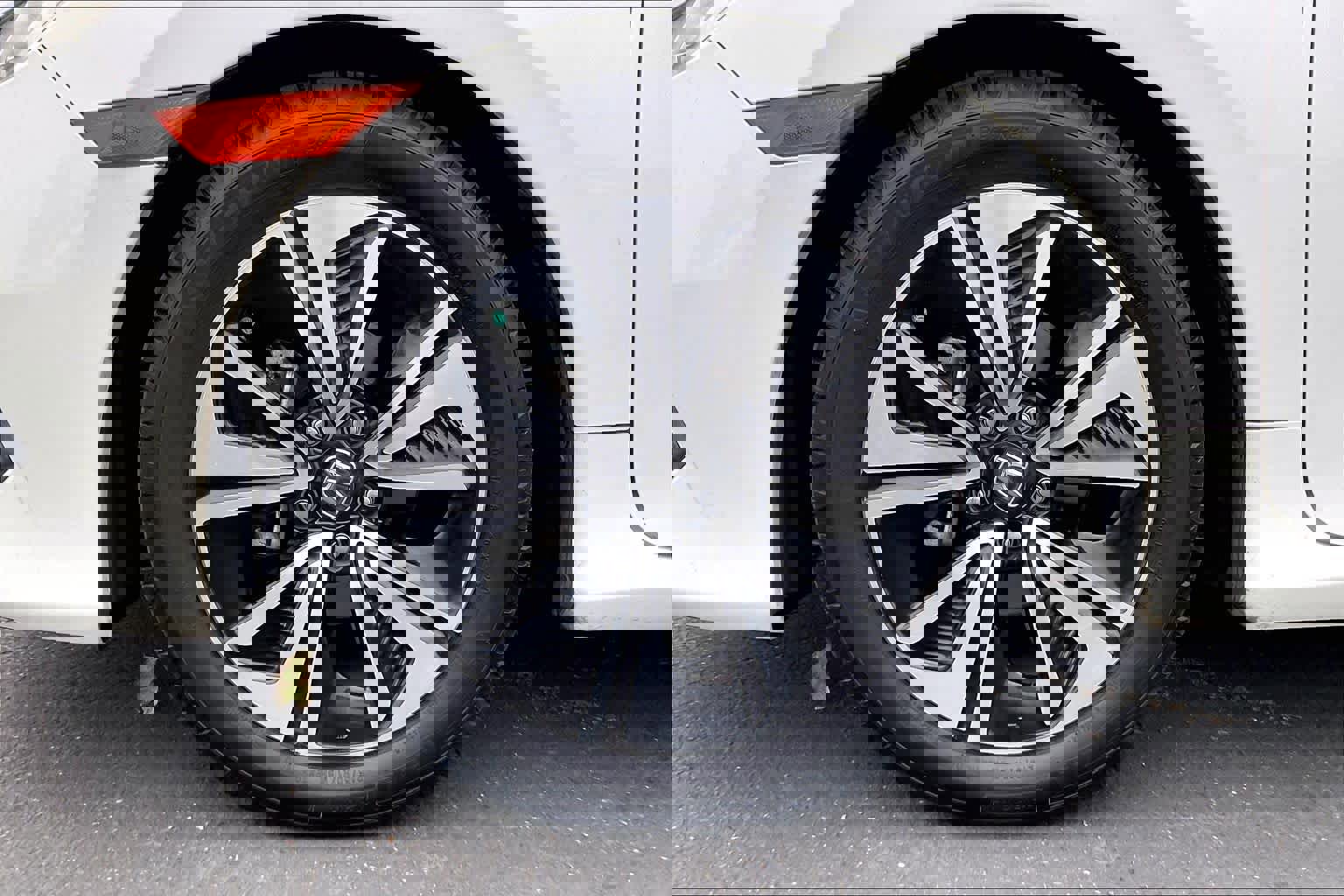 Used 2017 Honda Civic EX-L image 12