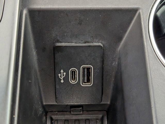 Used 2024 Lincoln Nautilus Reserve image 23