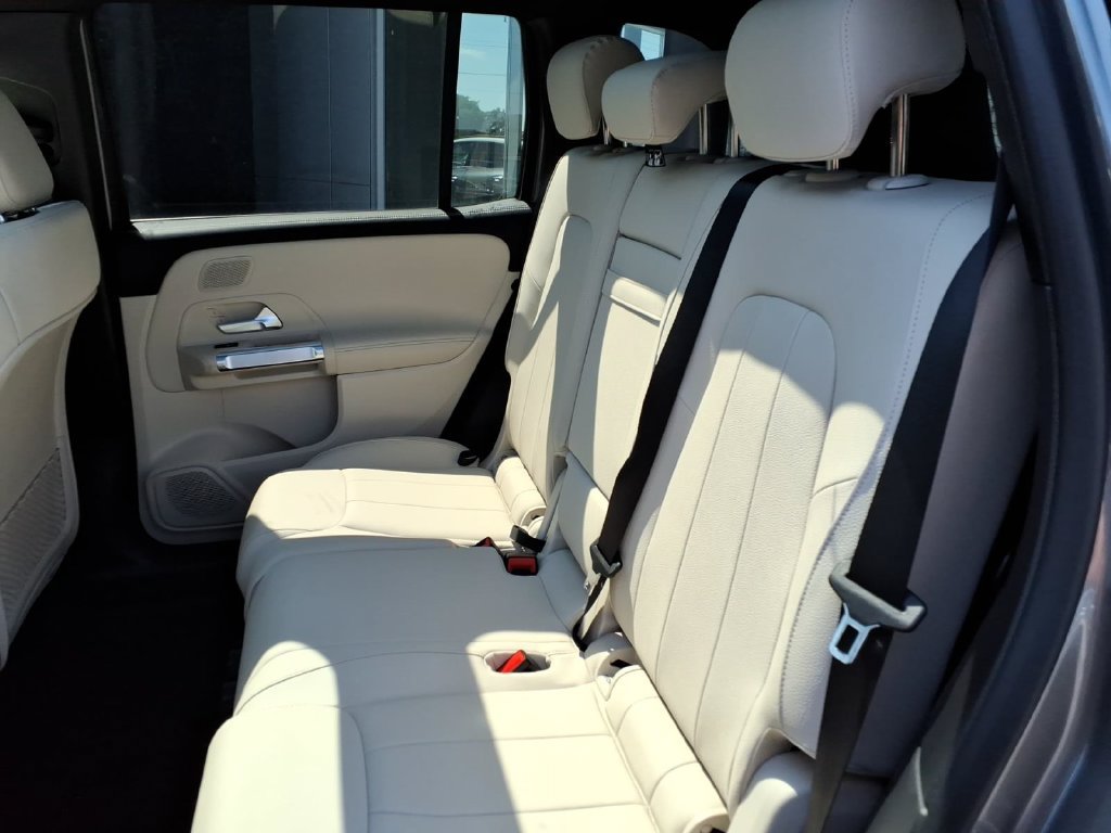 New 2026 Mercedes-Benz GLB 250 4MATIC image 26