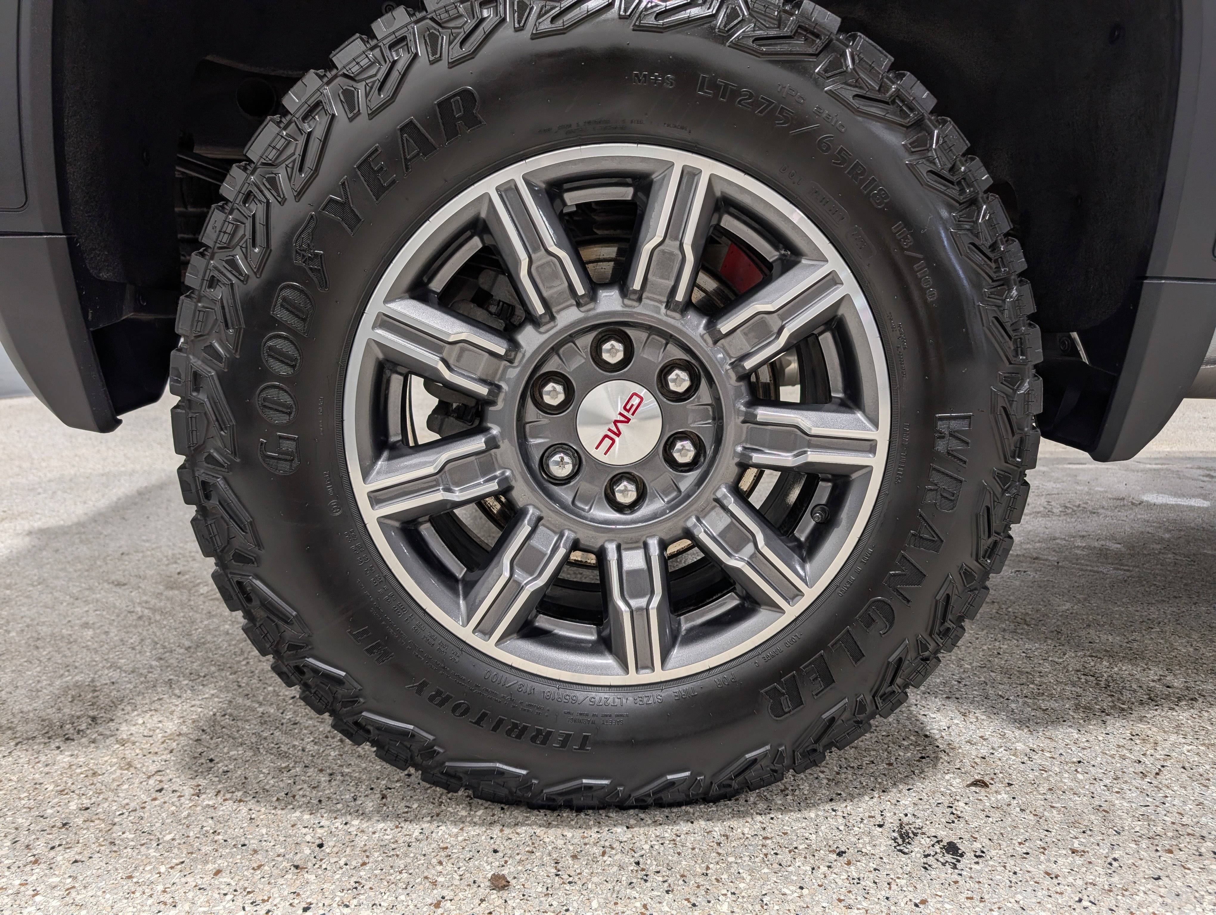 Used 2024 GMC Sierra 1500 AT4 w/ AT4 Preferred Package AWD/4WD image 13