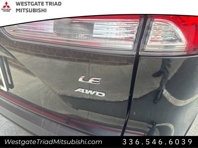Used 2022 Toyota Corolla Cross LE w/ Moonroof Package AWD/4WD image 12