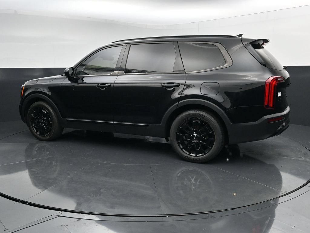 Used 2022 Kia Telluride SX w/ Nightfall Edition Package AWD/4WD image 5