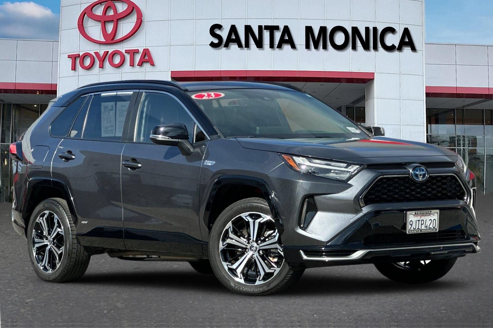 Used 2023 Toyota RAV4 XSE w/ Weather Package AWD/4WD video 2