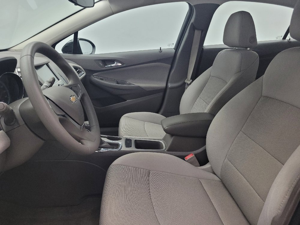 Used 2017 Chevrolet Cruze LS image 17