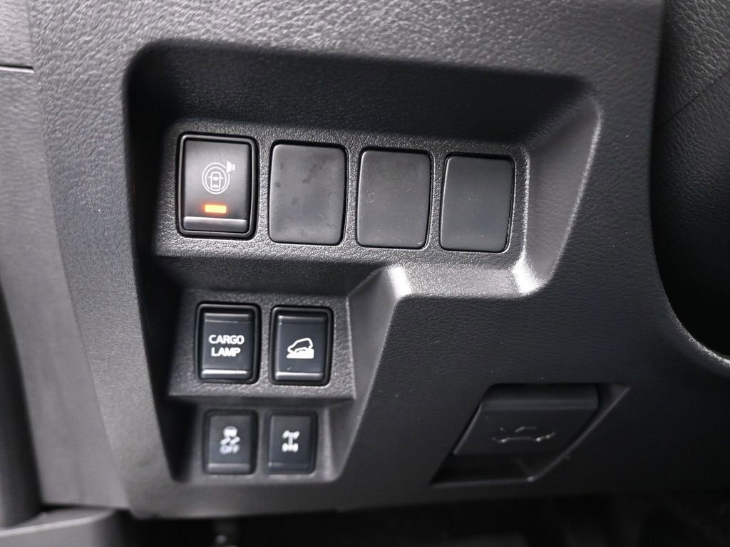 Used 2024 Nissan Frontier PRO-4X w/ Technology Package image 27