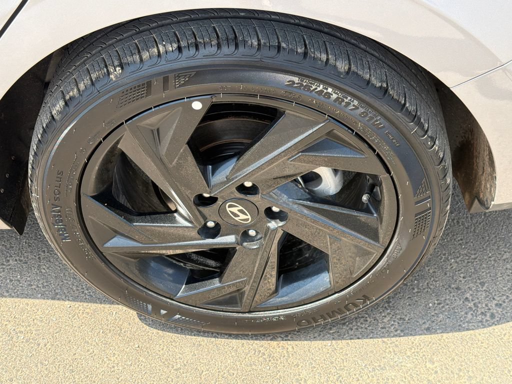 Certified 2026 Hyundai Elantra Sport FWD image 19