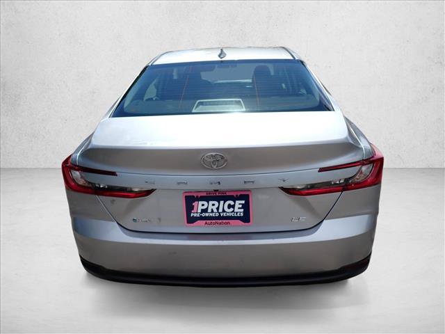Used 2025 Toyota Camry LE FWD video 3