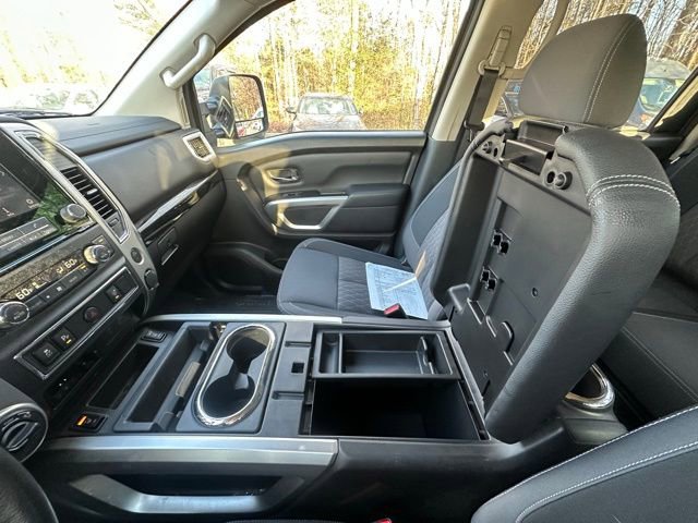 Used 2023 Nissan Titan SV w/ SV Convenience Package image 26