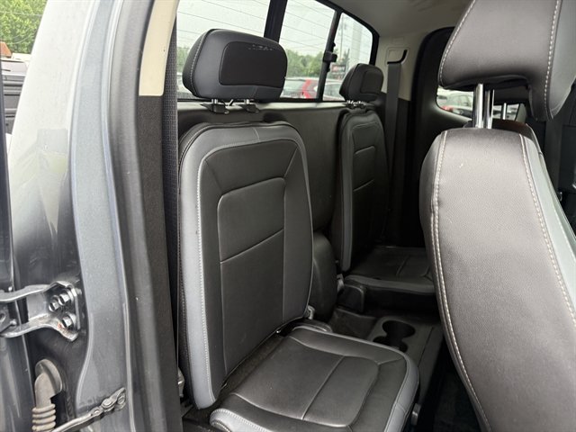 Used 2018 Chevrolet Colorado Z71 AWD/4WD image 32