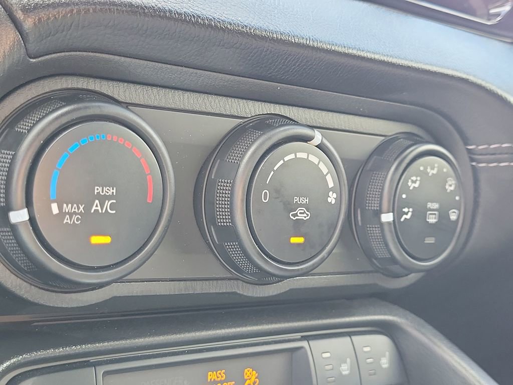 Used 2024 MAZDA MX-5 Miata Club w/ Weather Package image 21