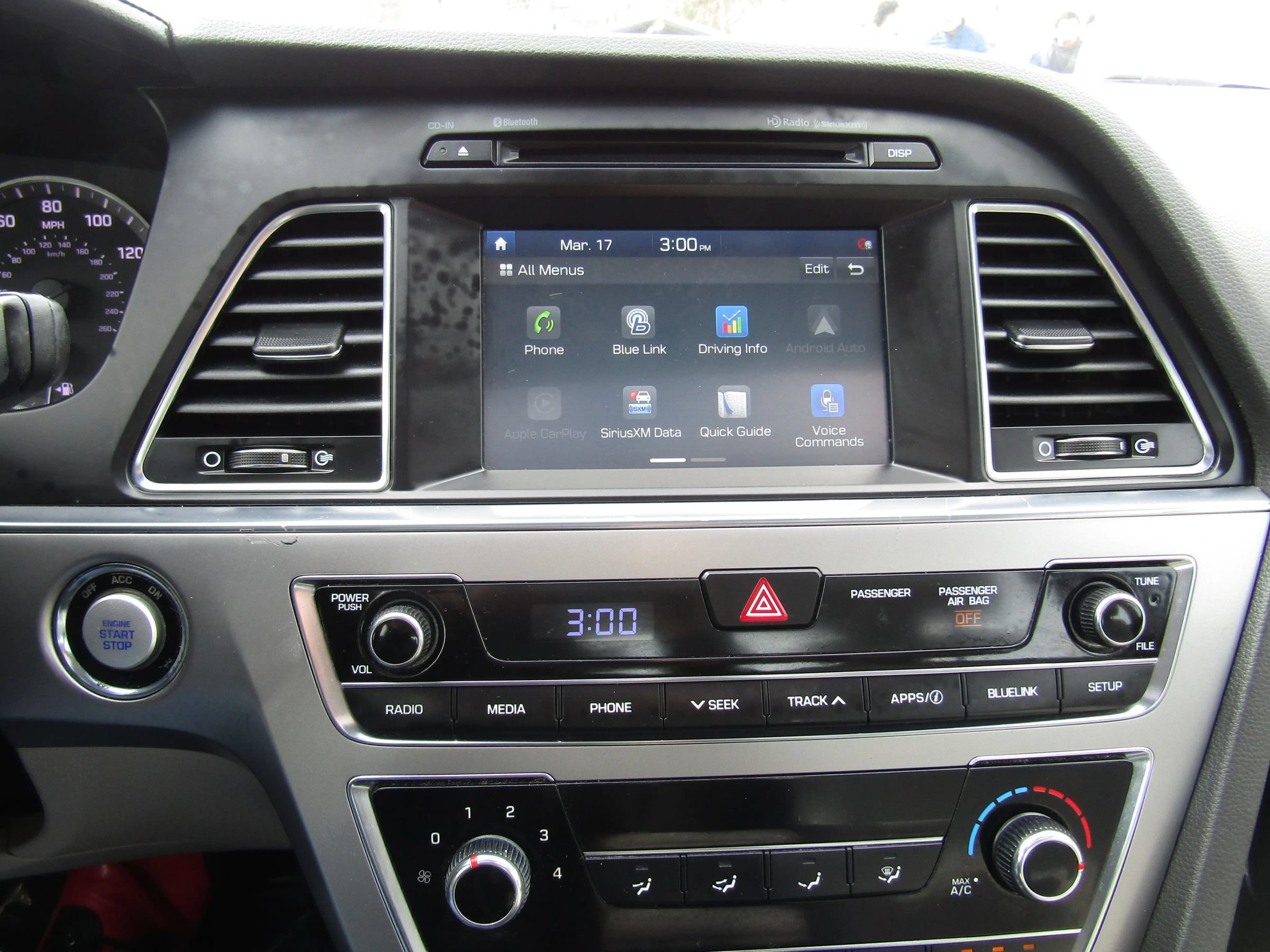 Used 2016 Hyundai Sonata Sport w/ Option Group 1V FWD image 29