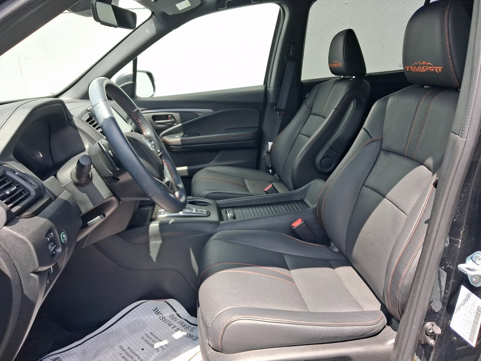 Used 2023 Honda Passport TrailSport image 5