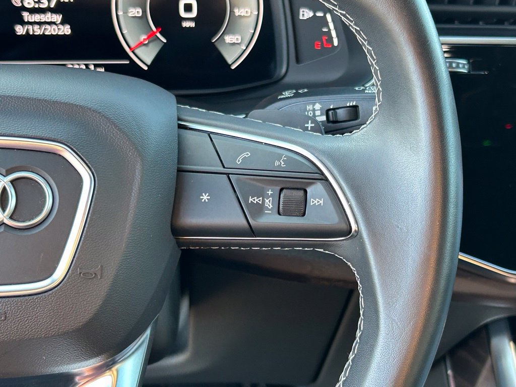 Used 2021 Audi Q8 Premium Plus AWD/4WD image 25