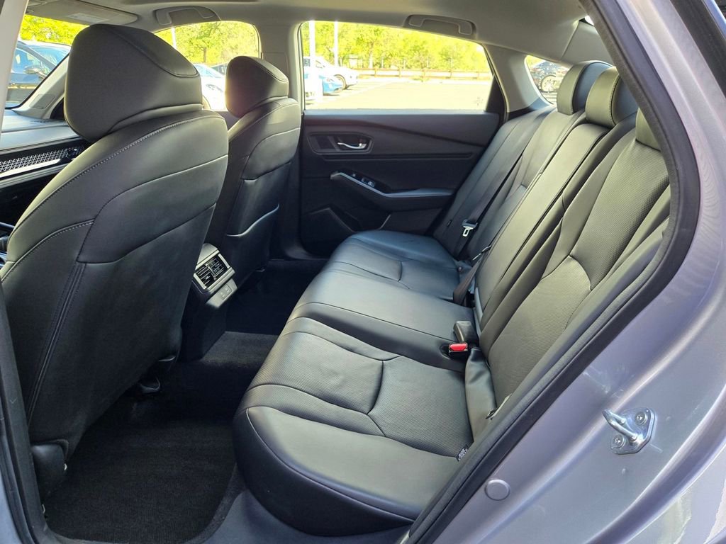 Used 2023 Honda Accord Touring image 10