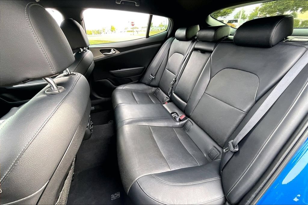 Used 2018 Kia Stinger GT AWD/4WD image 30