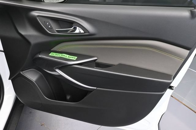 New 2026 Chevrolet Trax ACTIV w/ Sunroof Package FWD image 29