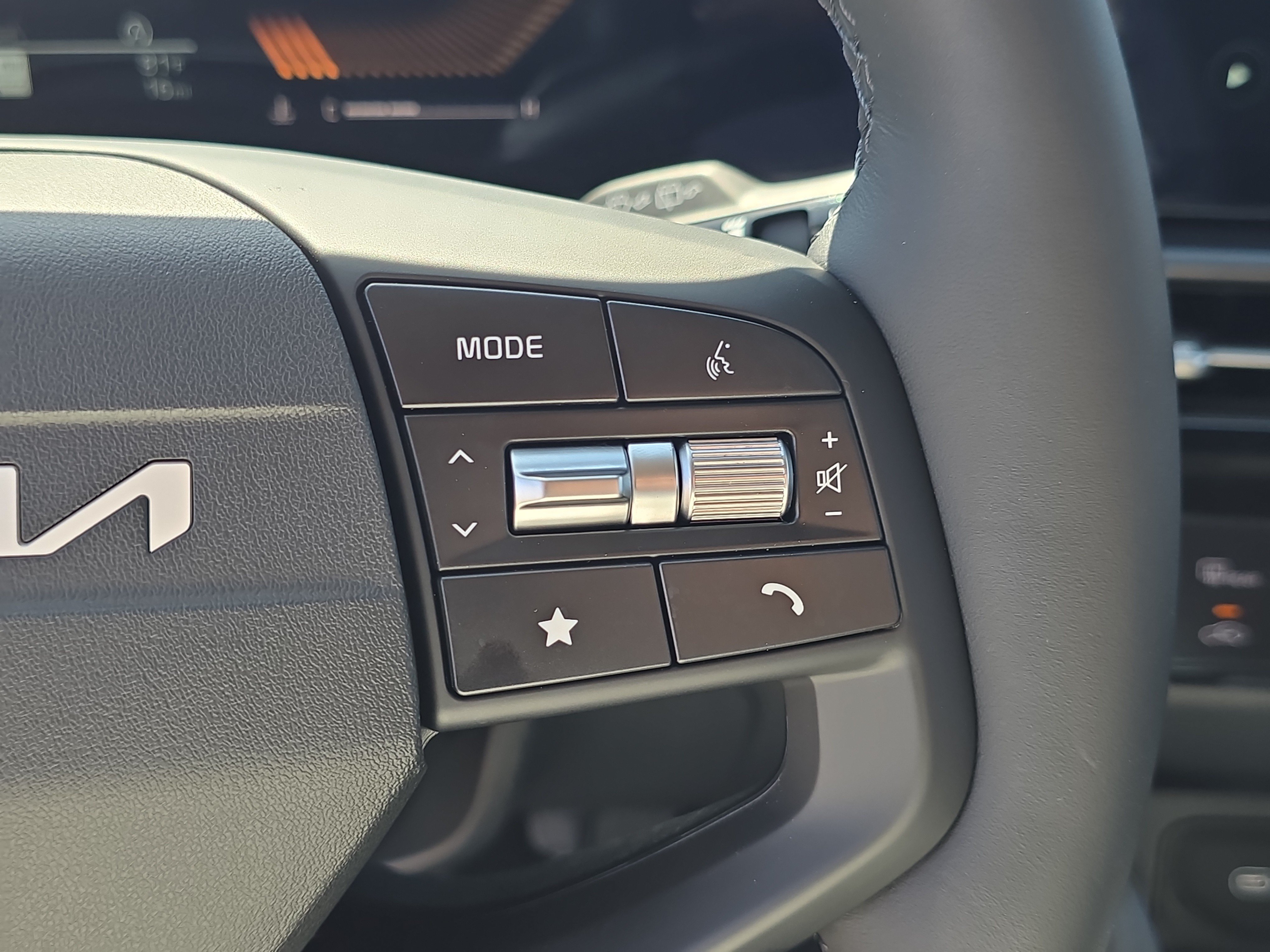 New 2027 Kia Sportage EX FWD image 32