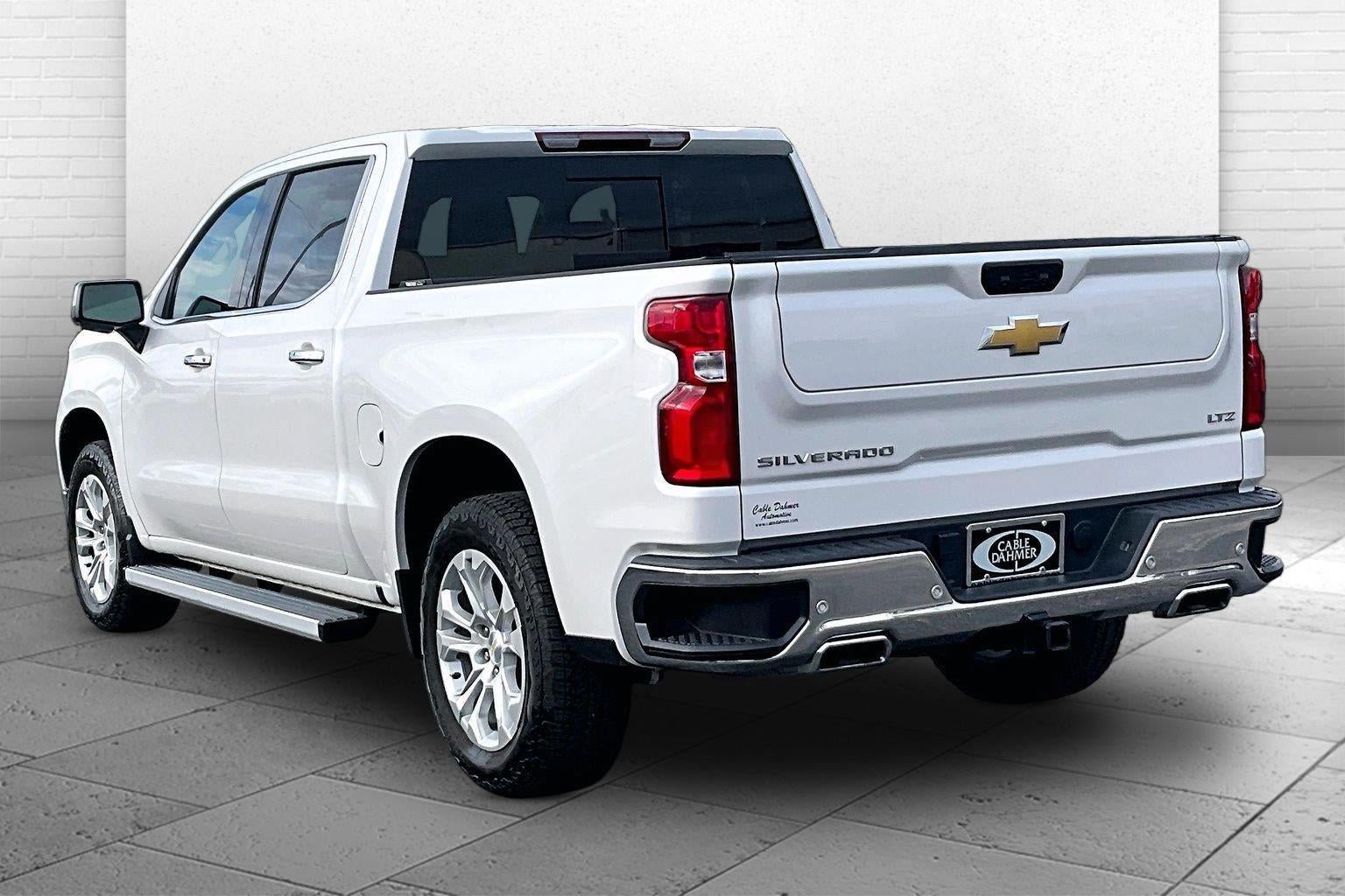 Used 2023 Chevrolet Silverado 1500 LTZ w/ LTZ Premium Package AWD/4WD image 11