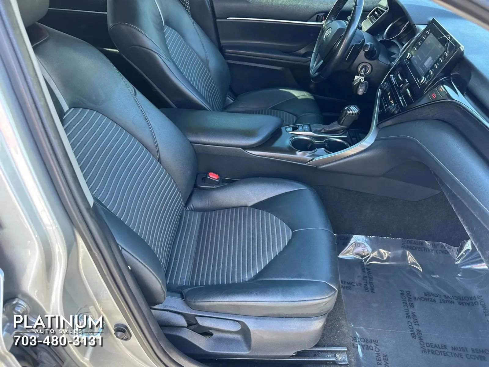 Used 2022 Toyota Camry SE image 16