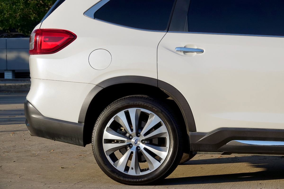 Used 2019 Subaru Ascent Touring image 27