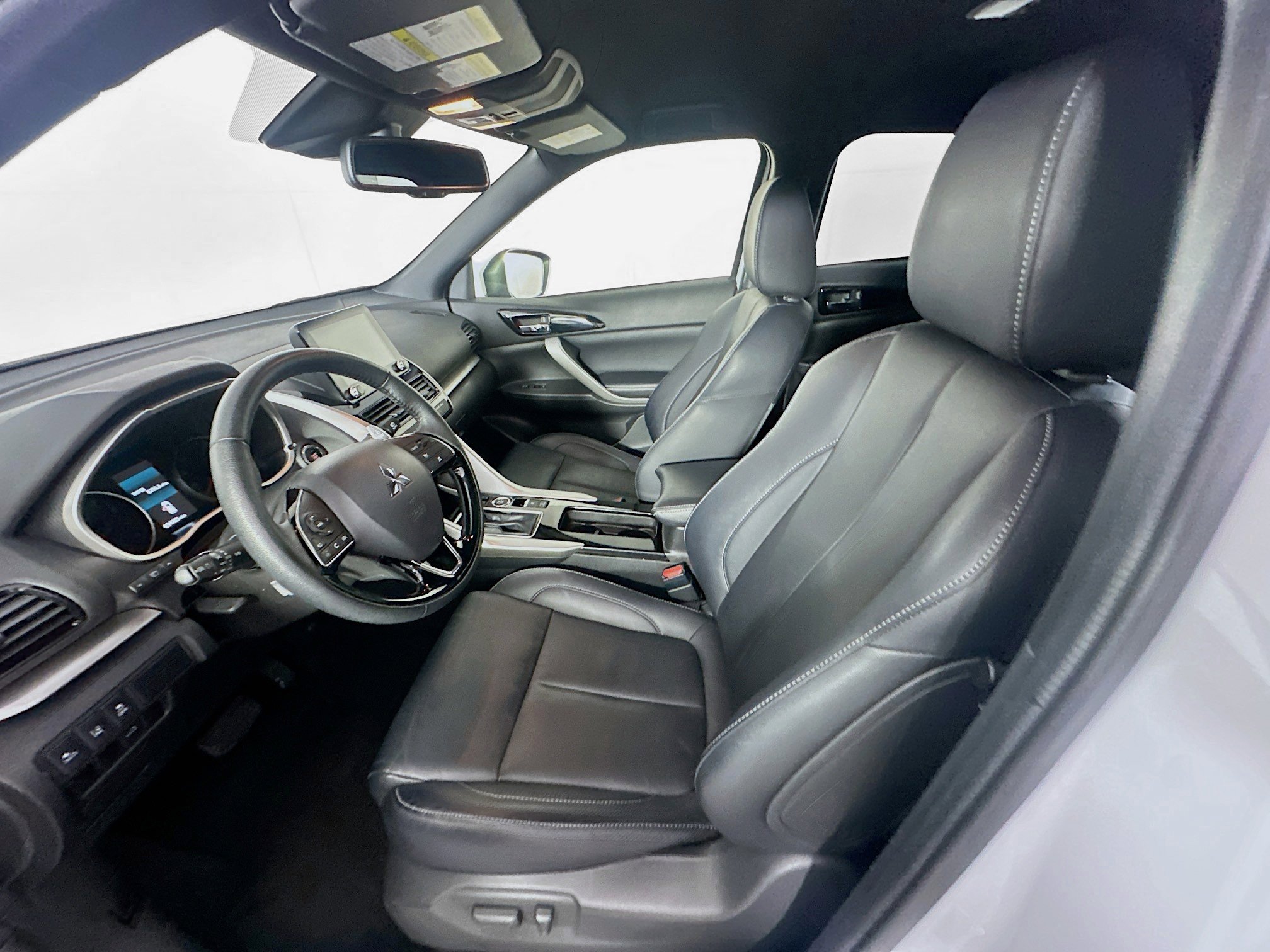 Used 2024 Mitsubishi Eclipse Cross SEL image 13