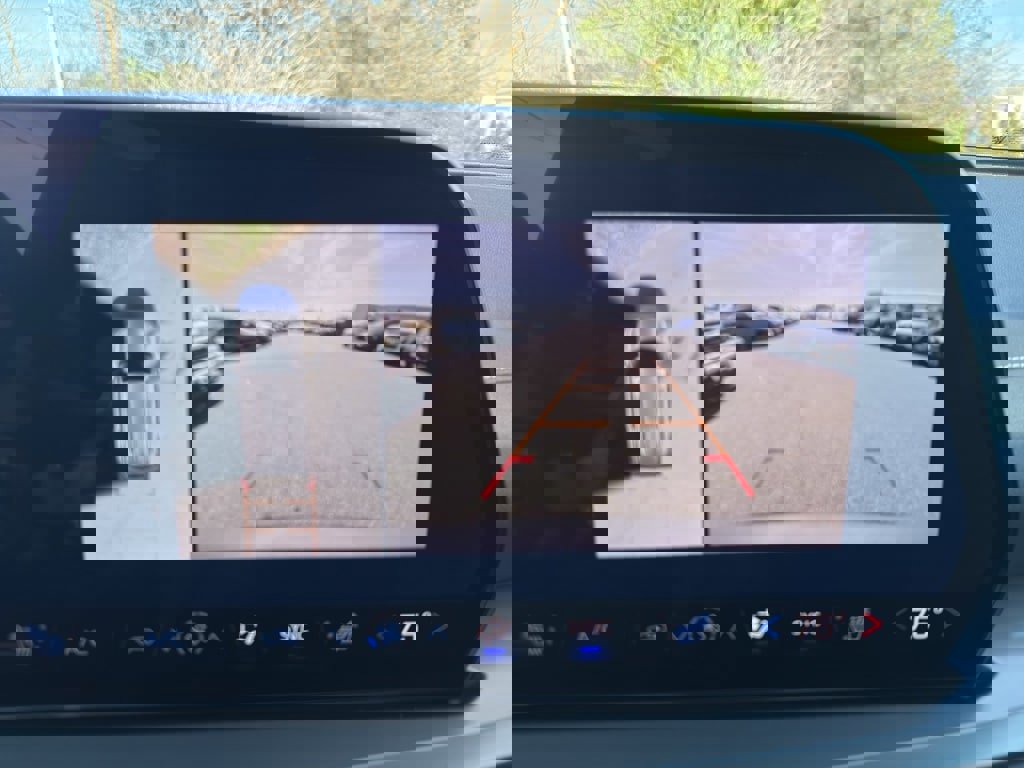 New 2026 Chevrolet Traverse LT w/ Sun and Wheel Package image 11