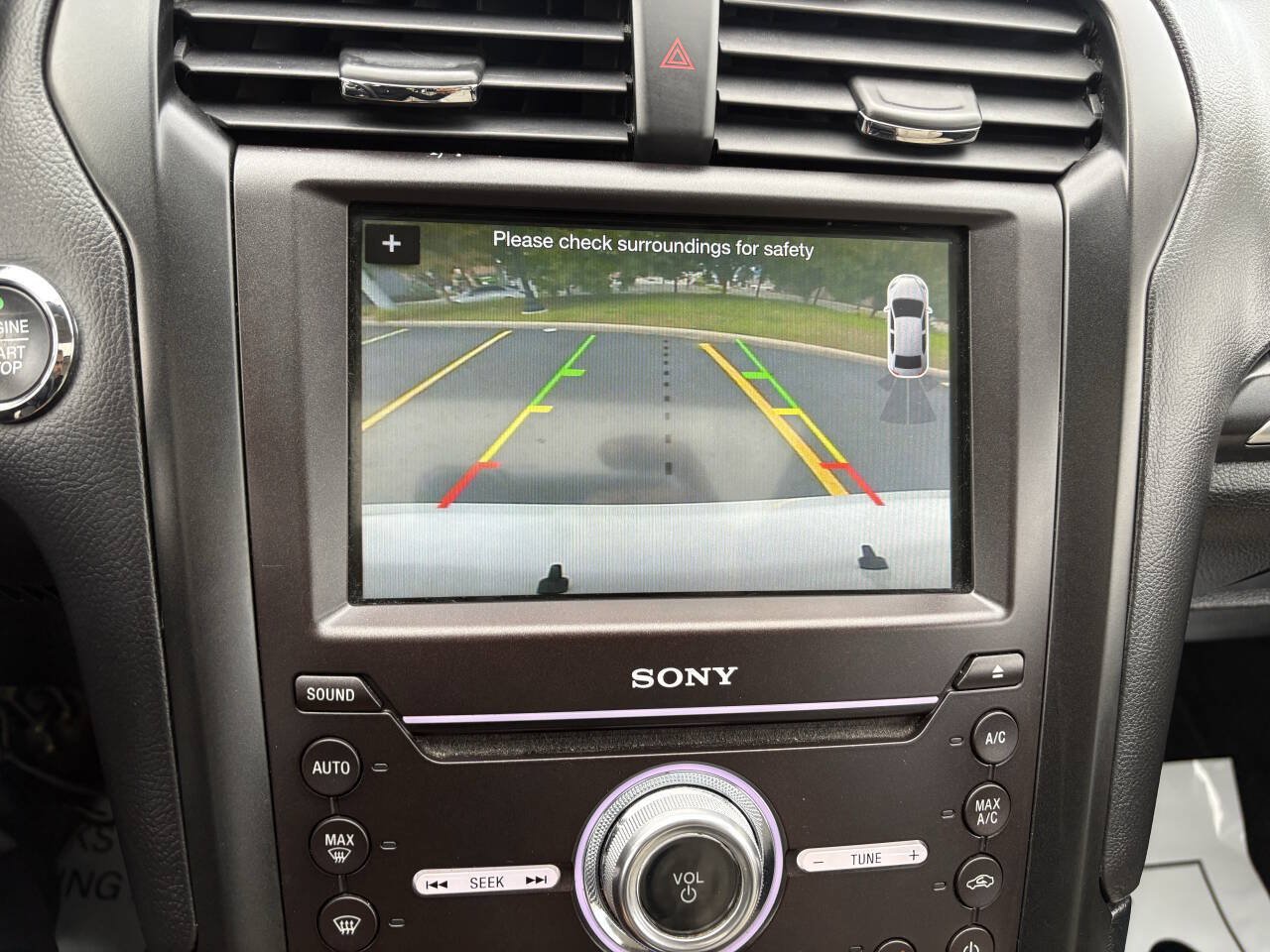 Used 2018 Ford Fusion Titanium FWD image 35