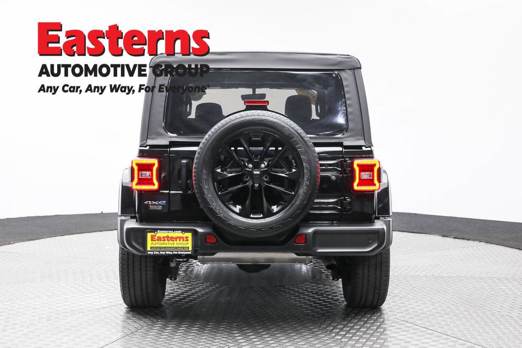 Used 2021 Jeep Wrangler Unlimited Sahara w/ Cold Weather Group AWD/4WD image 6