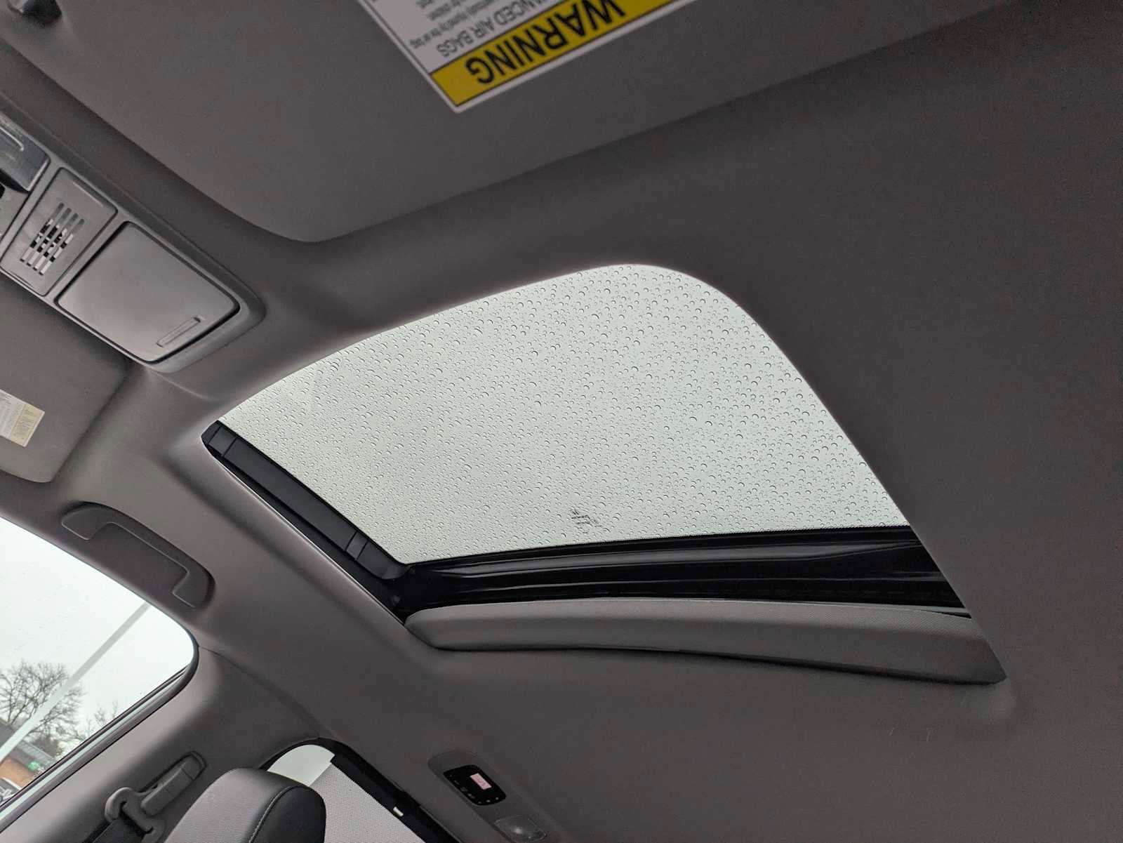 Certified 2024 Honda Odyssey EX-L image 17