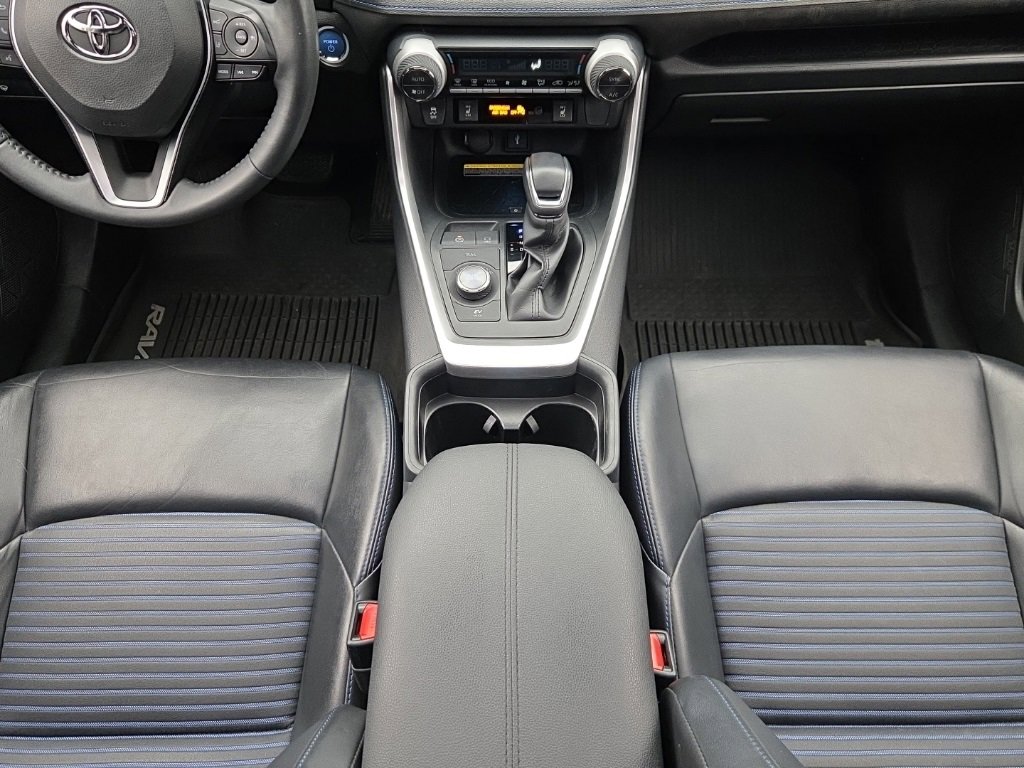Used 2020 Toyota RAV4 XSE image 23