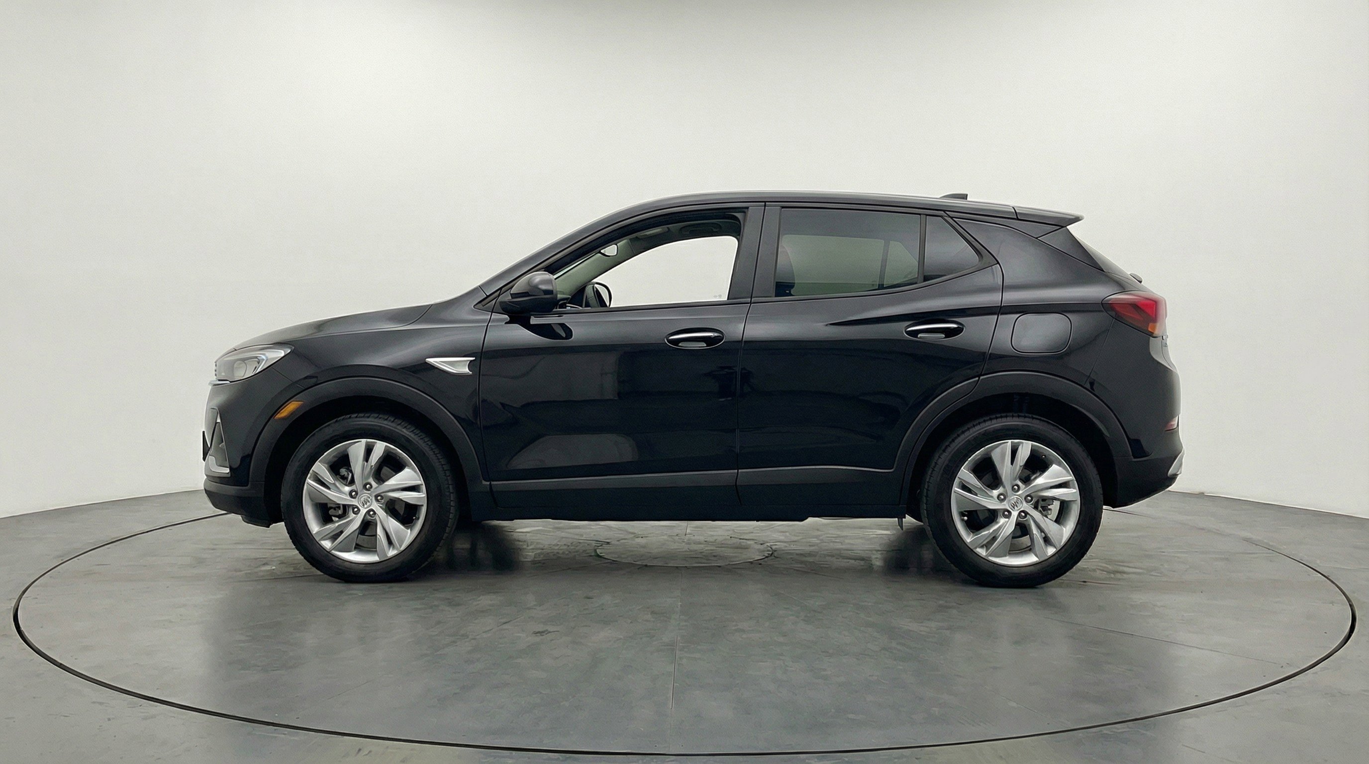 Used 2025 Buick Encore GX Preferred image 5