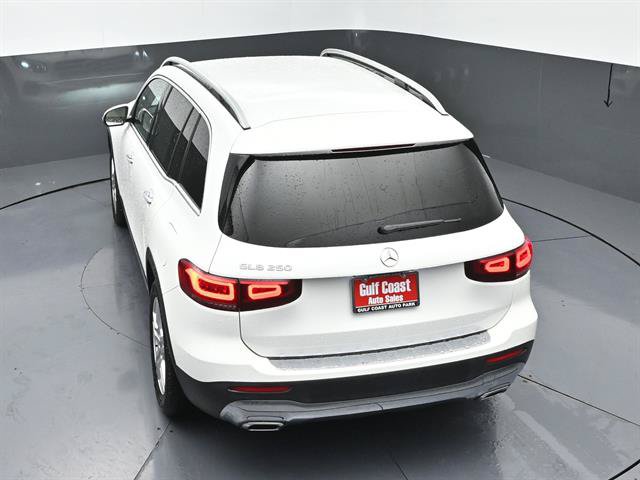 Used 2023 Mercedes-Benz GLB 250 w/ Premium Package image 38