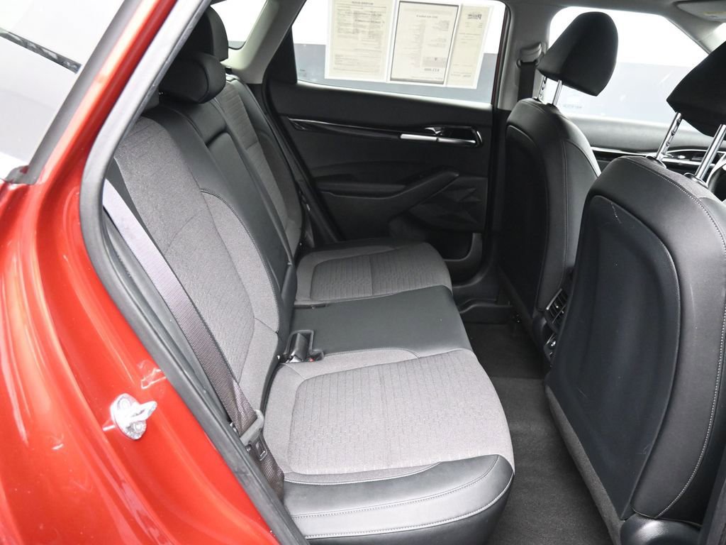Certified 2022 Kia Seltos S image 23