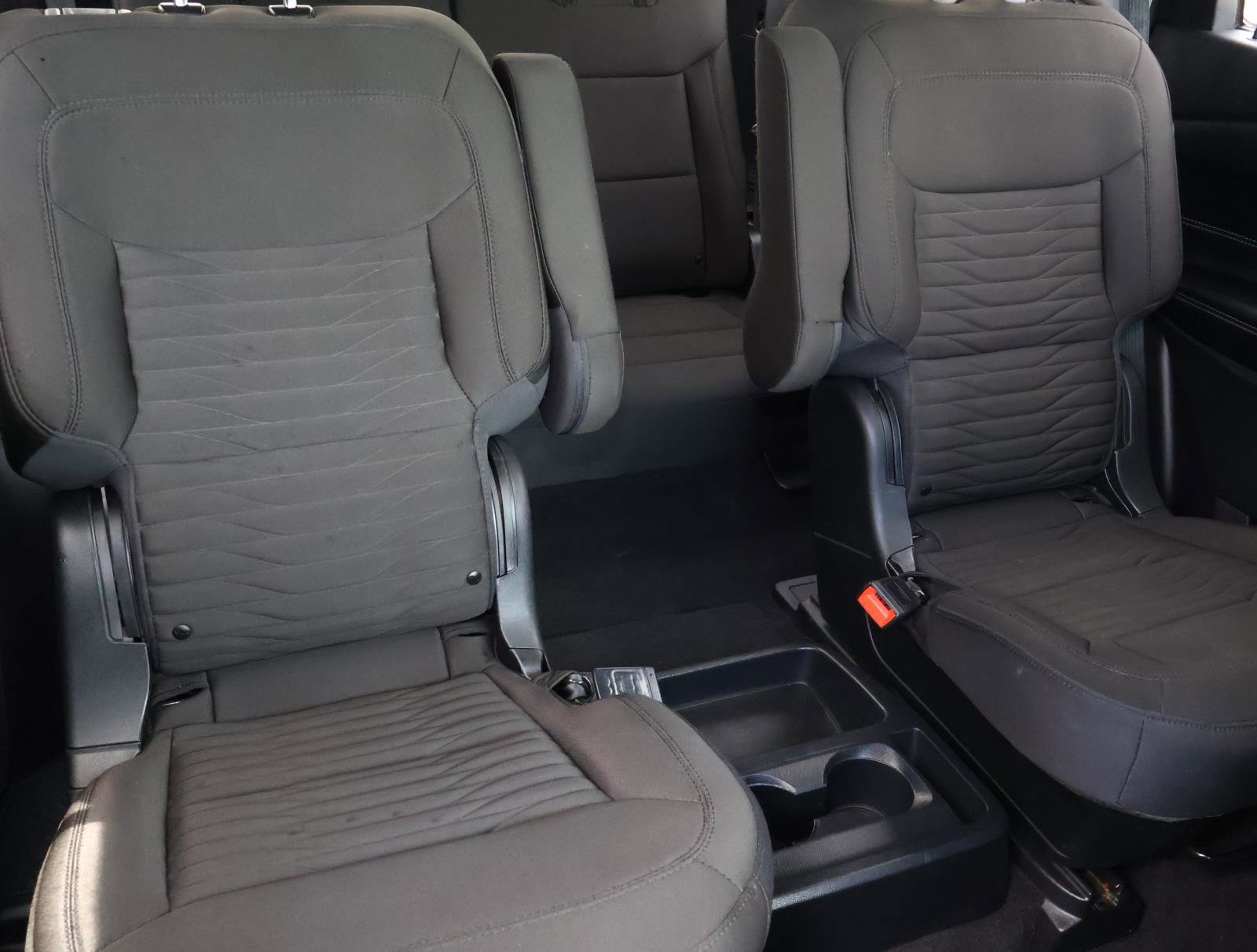 Used 2021 Ford Explorer XLT image 18