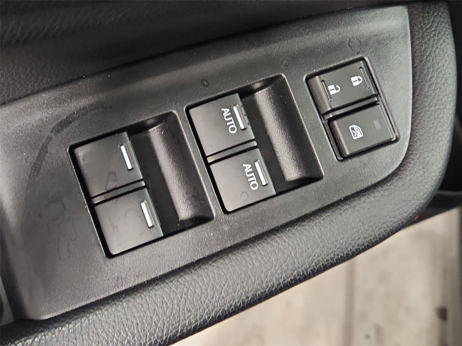 Used 2025 Honda Ridgeline Black Edition image 21