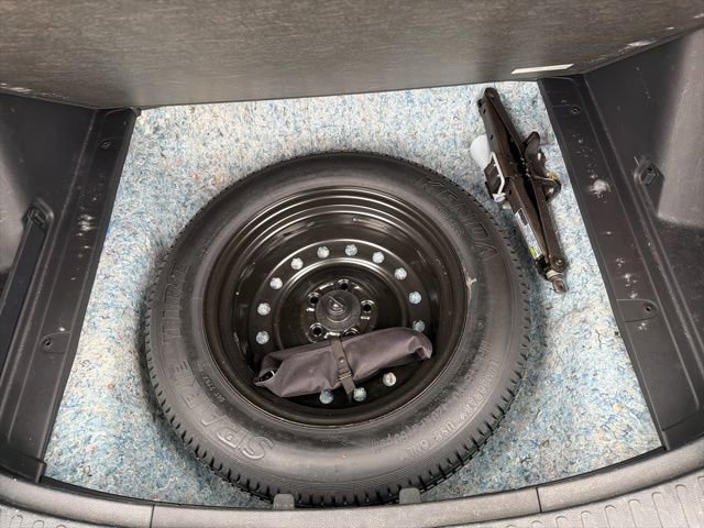 Used 2019 Honda CR-V EX image 10