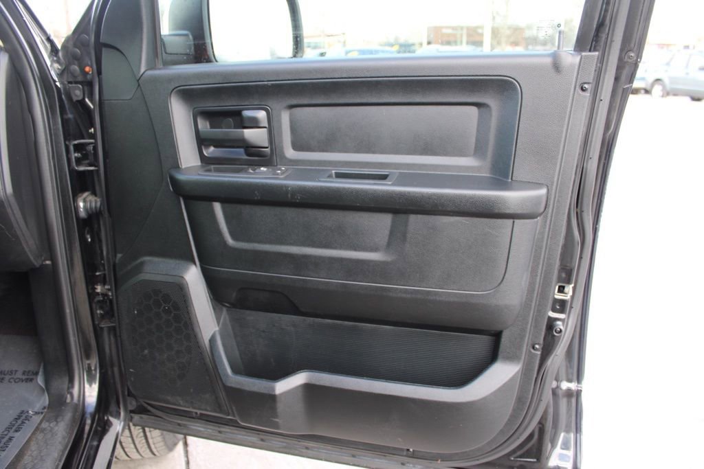 Used 2017 RAM 1500 Express image 21